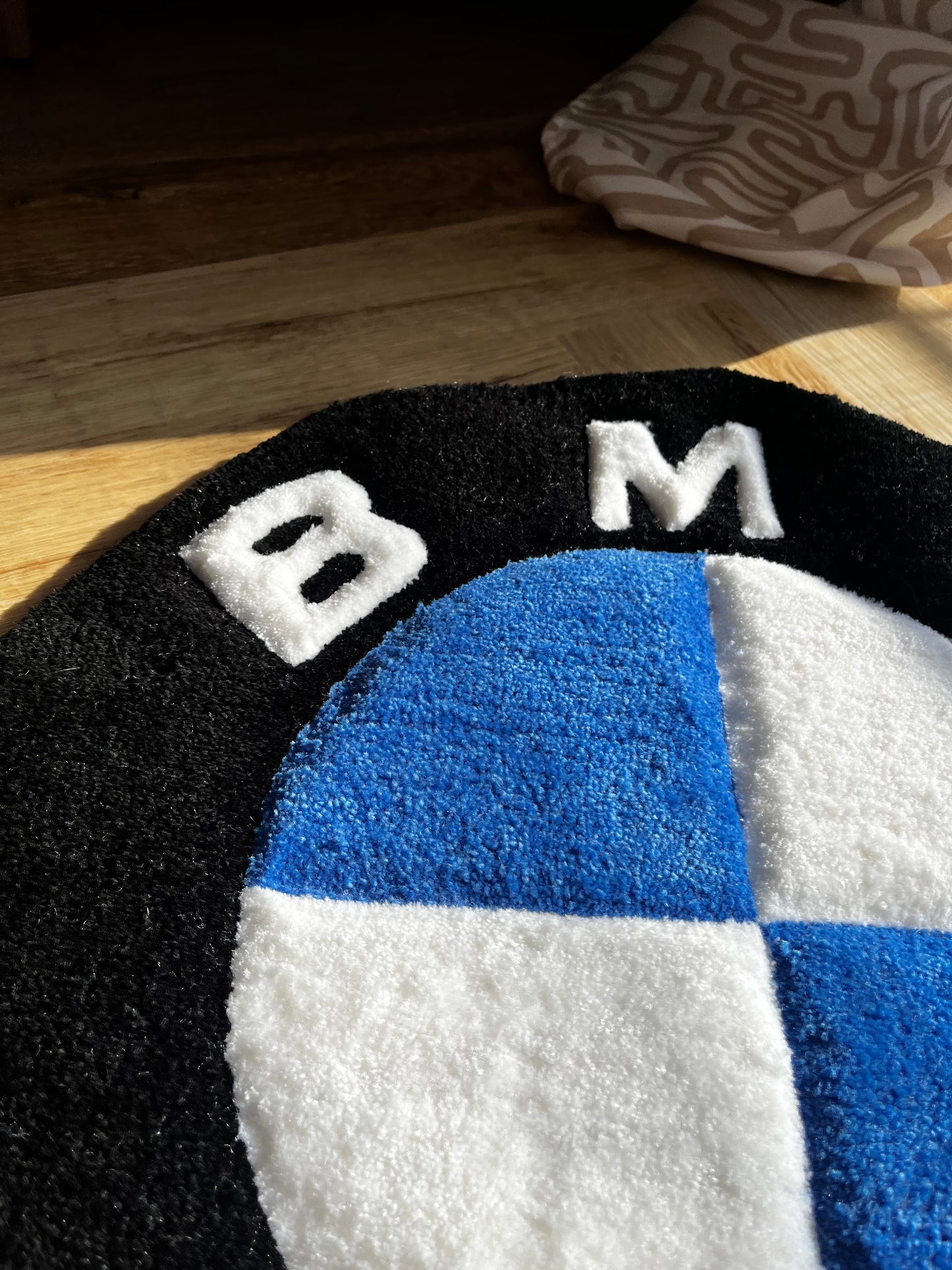 BMW custom Rug (Gotowy do wysyłki)