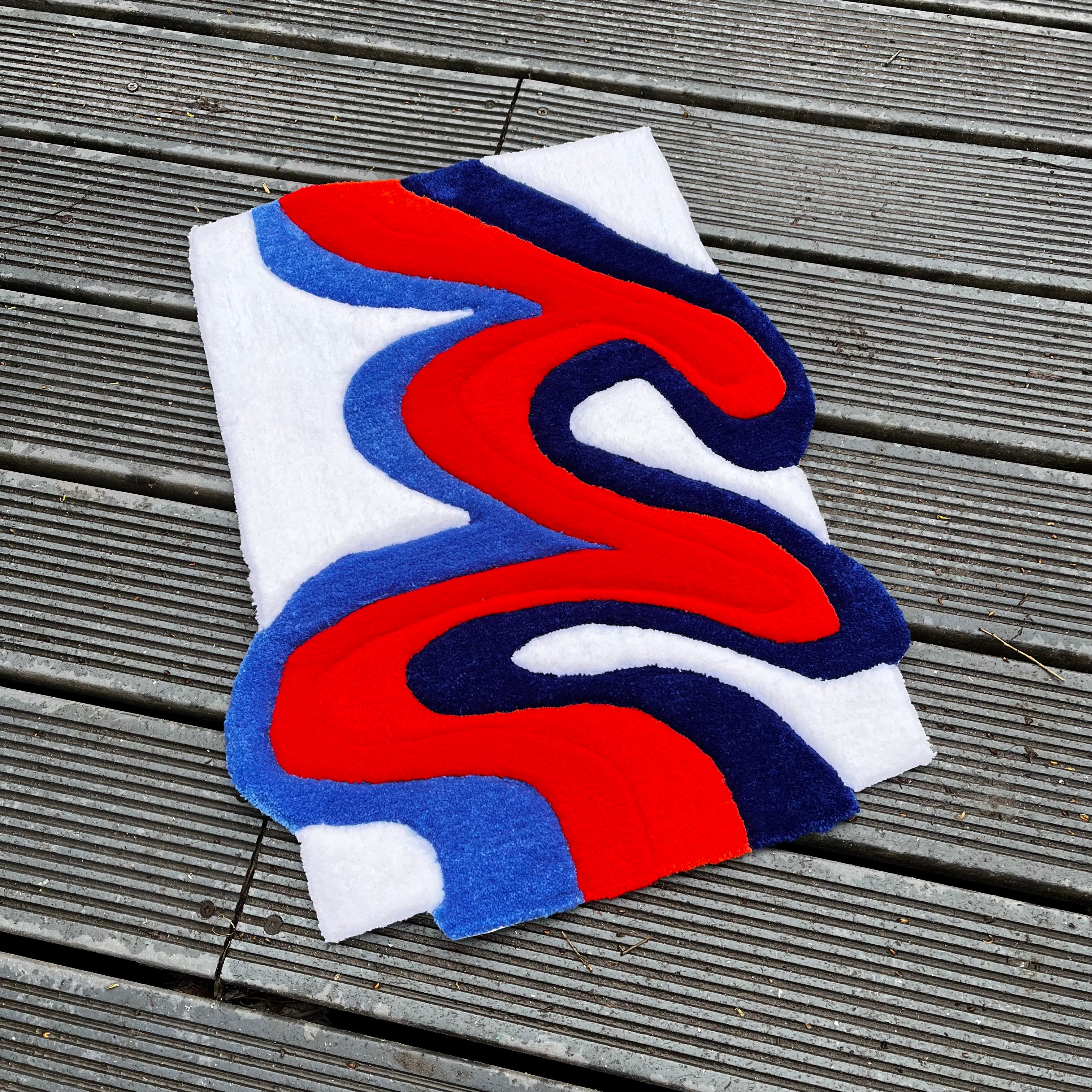 Wavy Abstract Rug - Rugsly